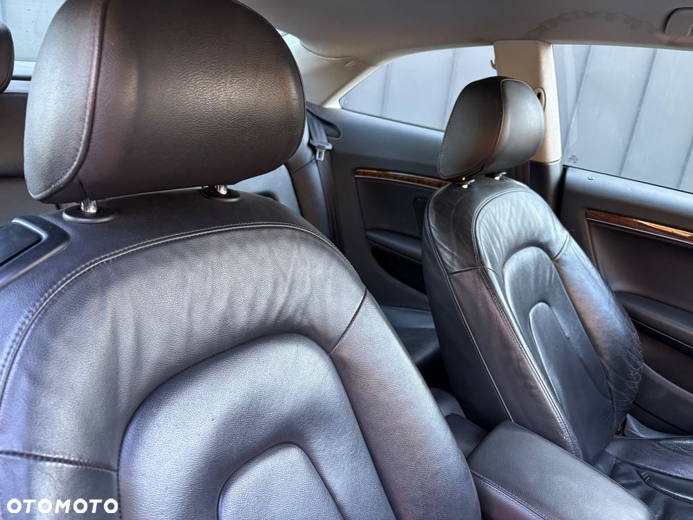 Audi A5 Coupé 2.7 TDI DPF multitronic - 11