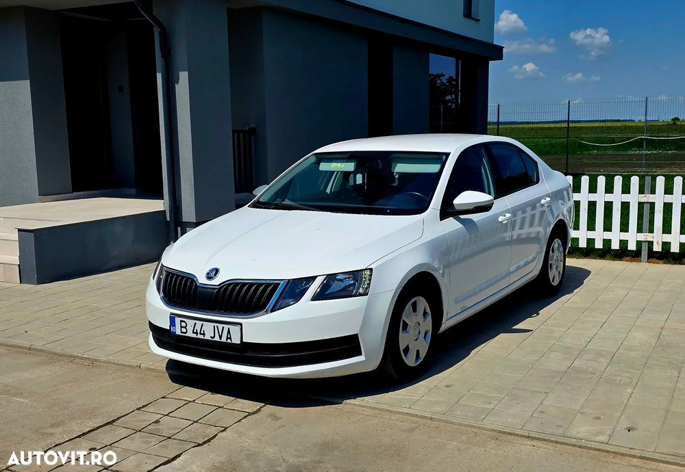 Skoda Octavia - 3