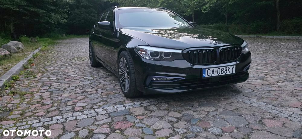 BMW Seria 5 520d MHEV Sport Line sport - 2
