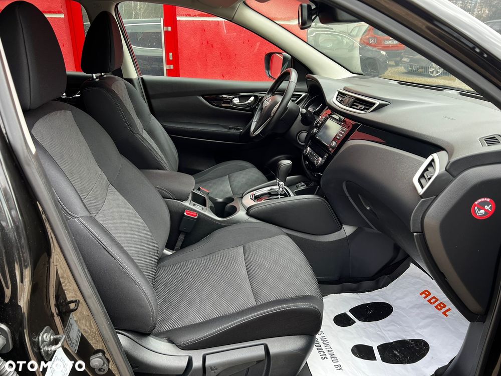 Nissan Qashqai 1.6 DCi Xtronic TEKNA - 7