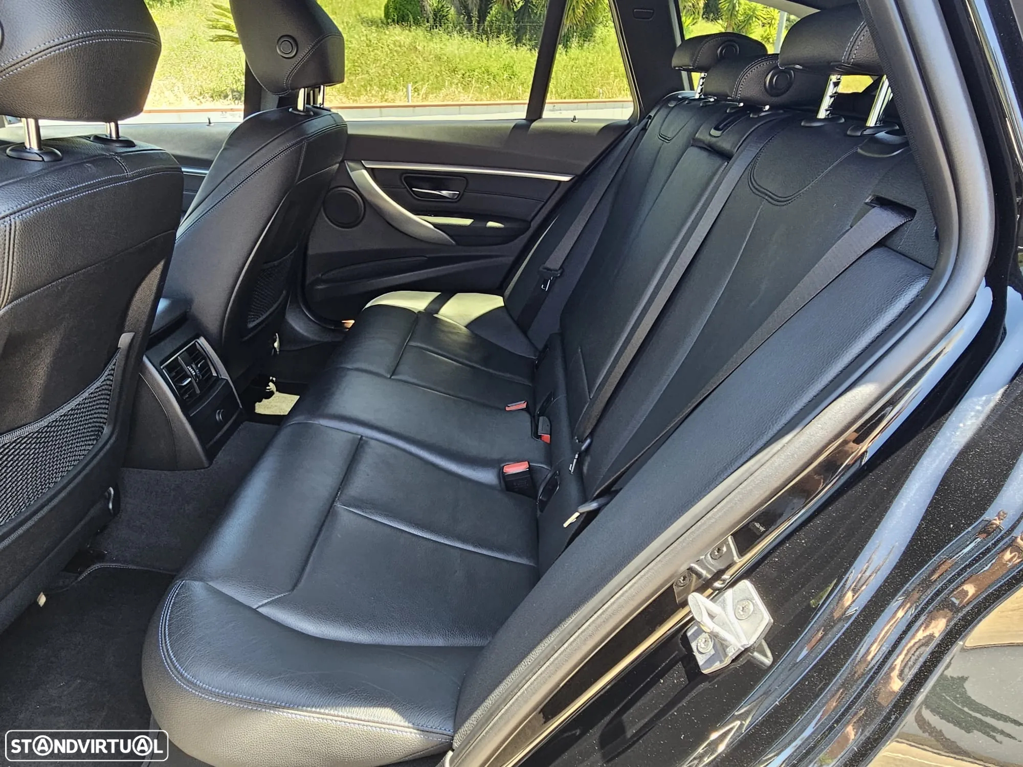 BMW 318 d Touring Pack M Shadow Auto - 16