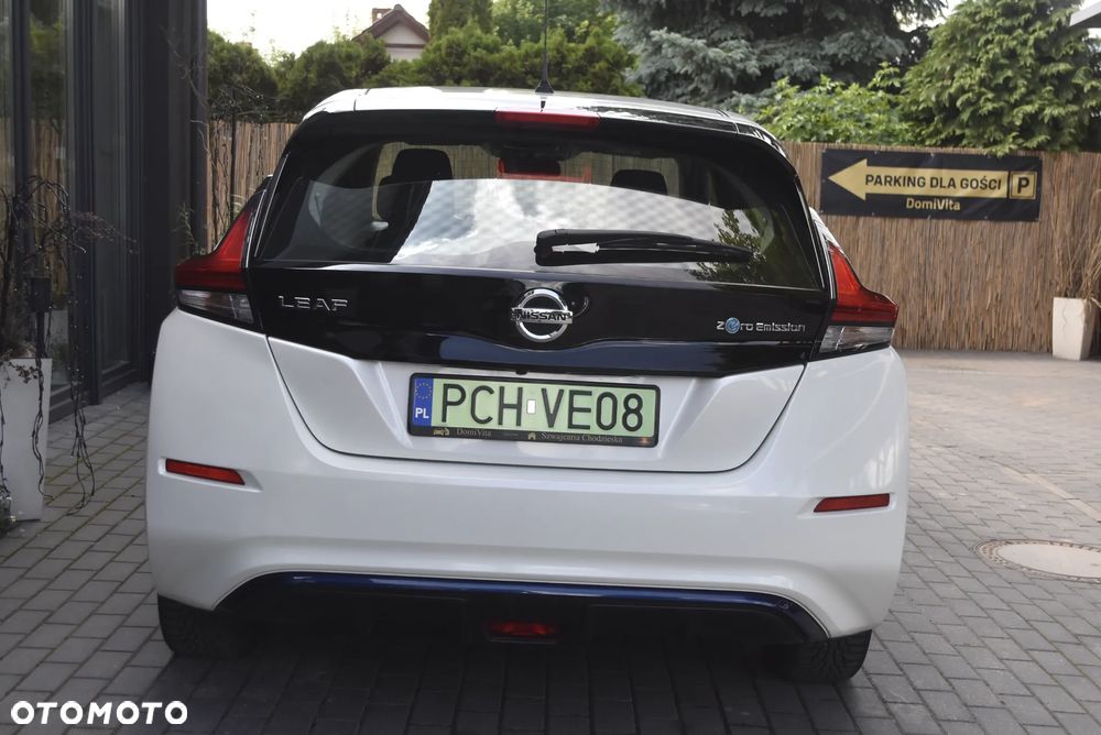 Nissan Leaf - 6