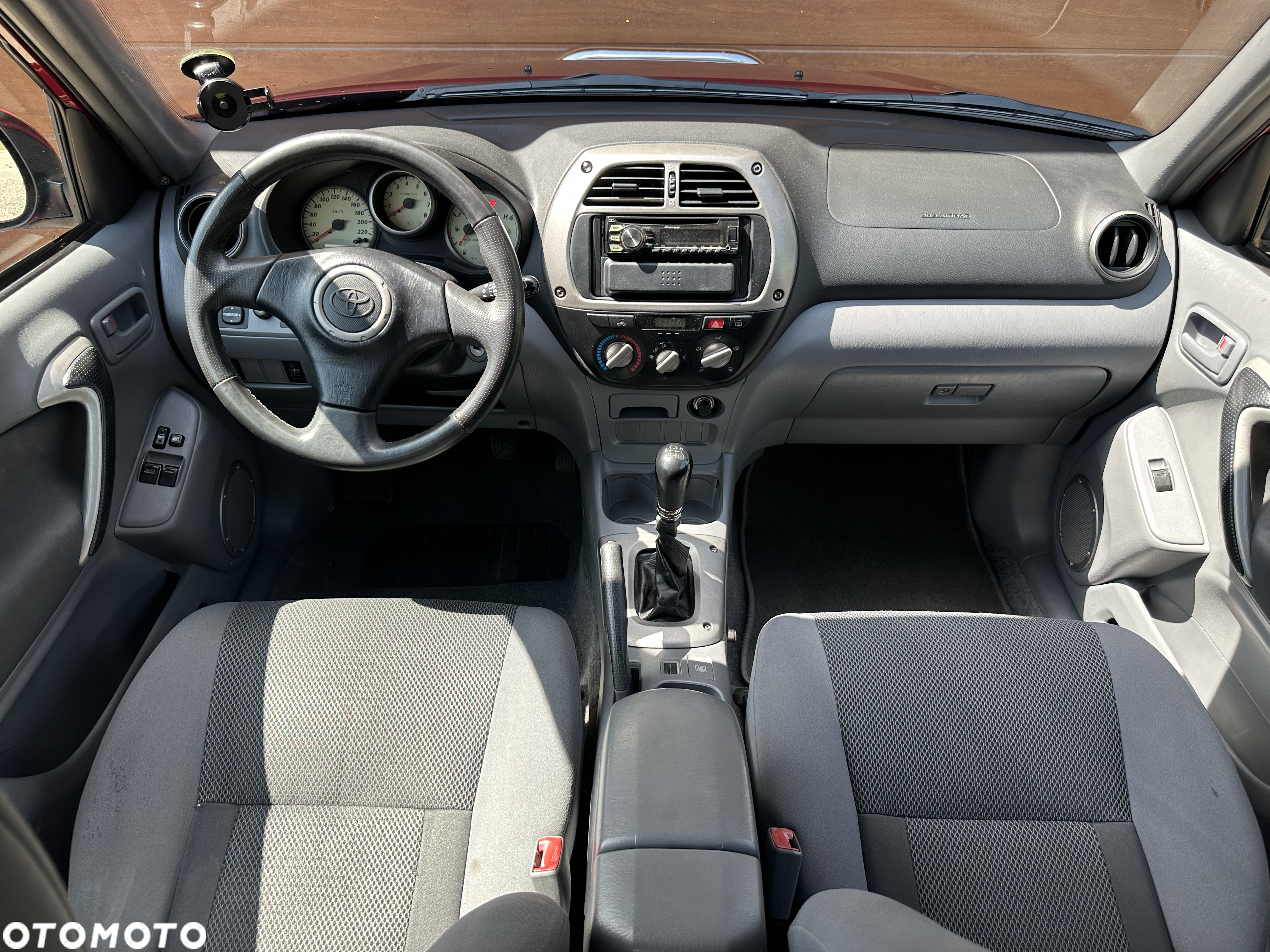 Toyota RAV4 1.8 VVT-i 4x2 - 8