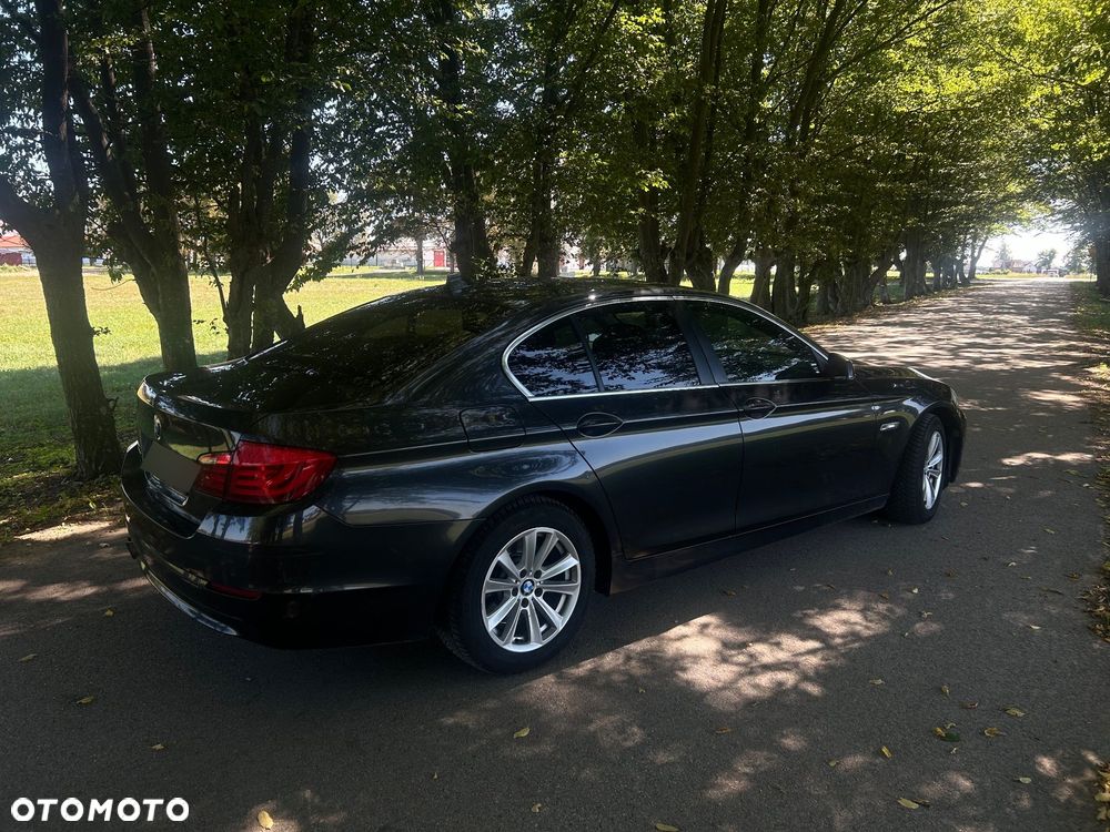 BMW Seria 5 520d - 4