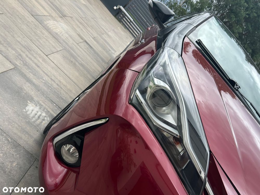 Toyota Yaris Hybrid 100 Selection Platinum - 5