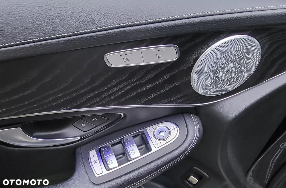 Mercedes-Benz GLC 250 d 4Matic 9G-TRONIC AMG Line - 18