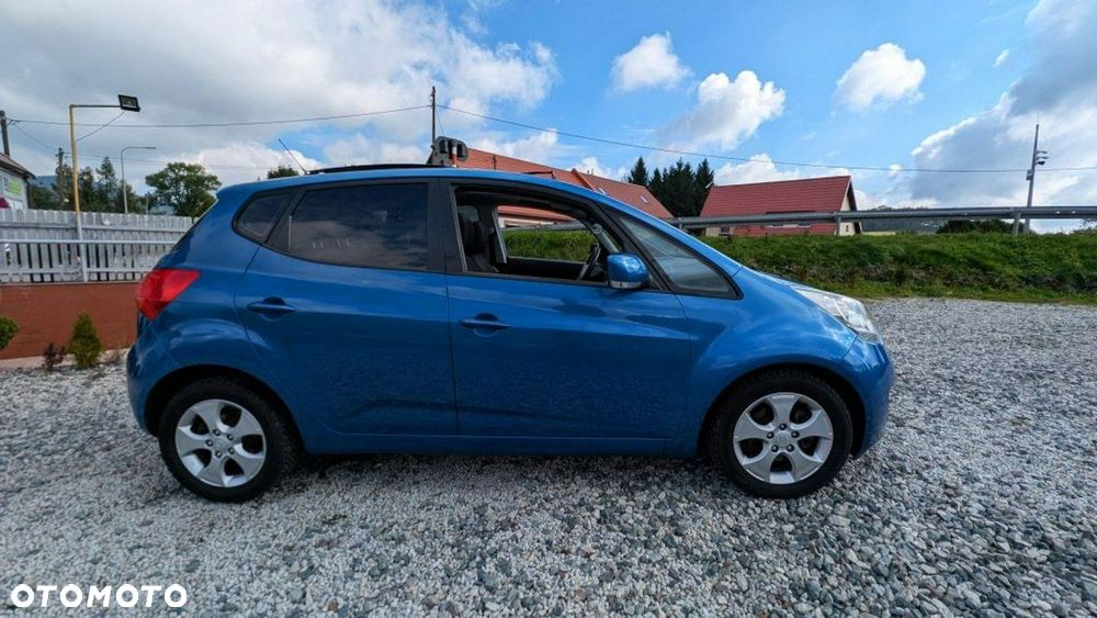 Kia Venga - 6