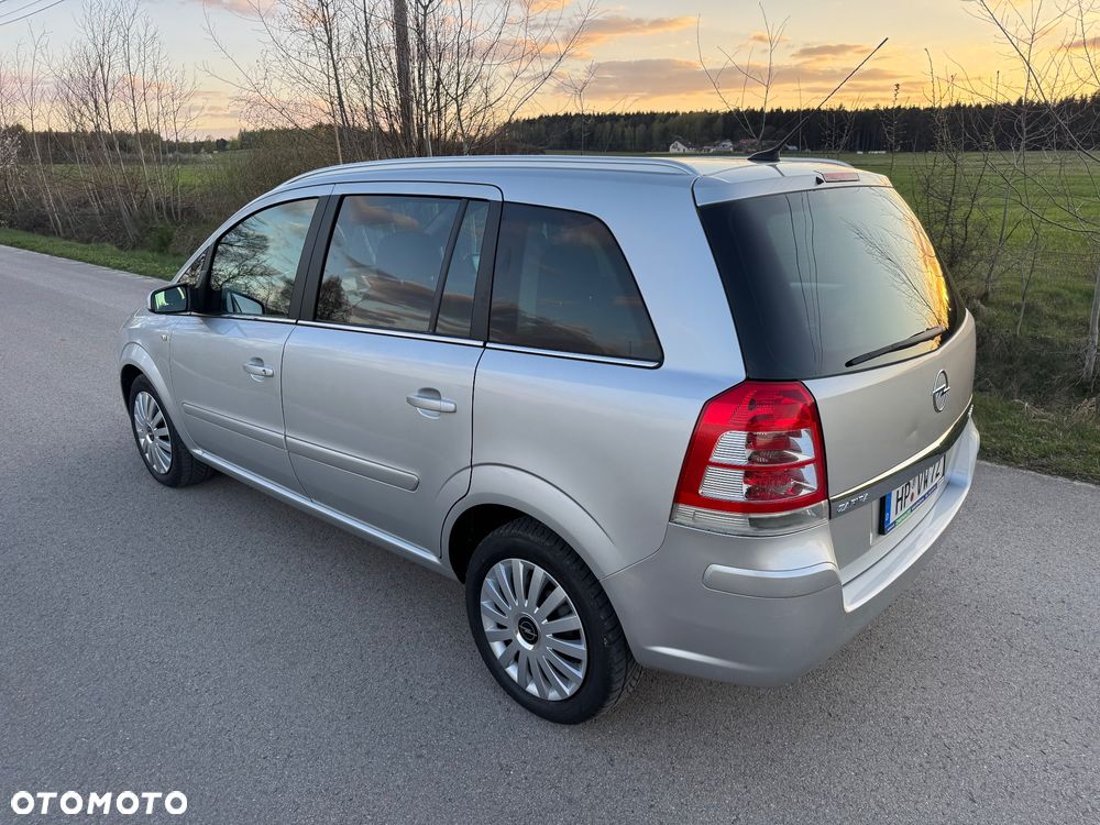 Opel Zafira 1.6 Njoy - 6