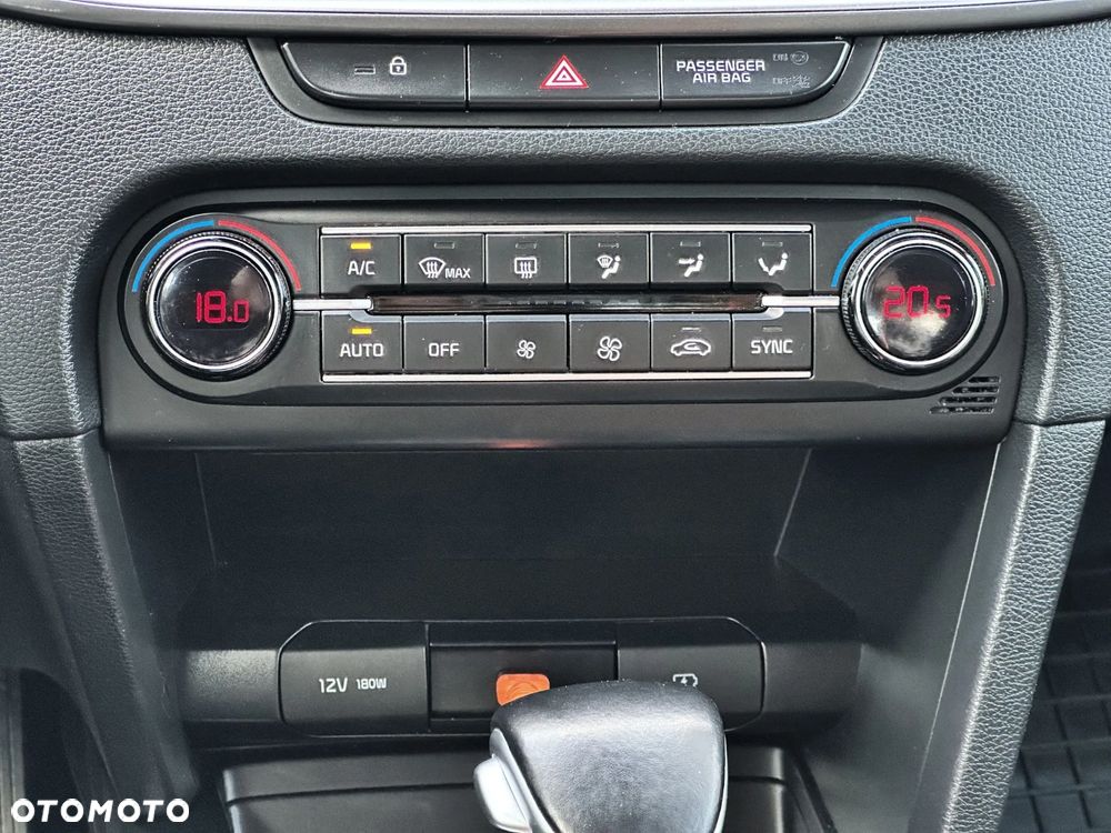 Kia Ceed - 30