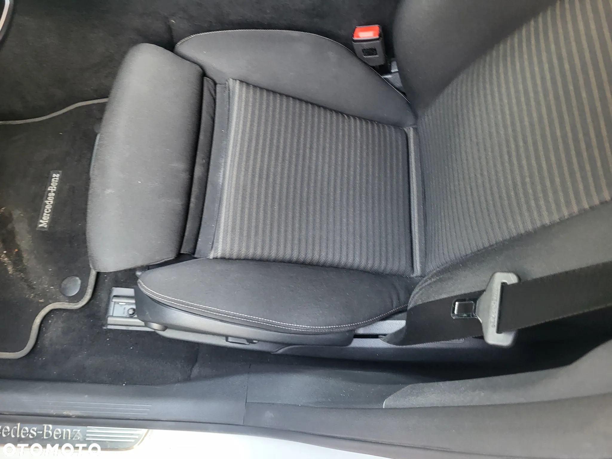 Mercedes-Benz Klasa E 220 d T 9G-TRONIC Avantgarde - 23