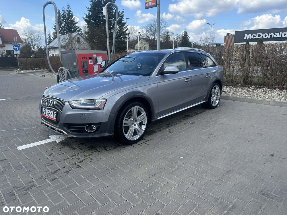 Audi A4 Allroad 2.0 TFSI Quattro S tronic - 4