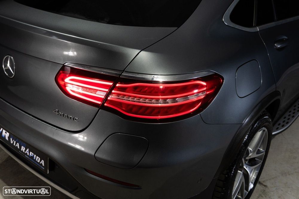 Mercedes-Benz GLC 350 e Coupé AMG Line 4-Matic - 48