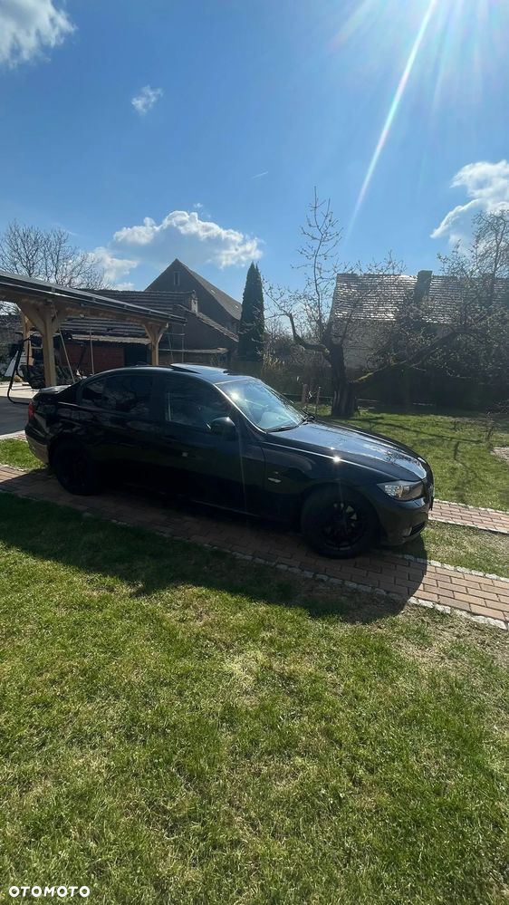 BMW Seria 3 320i - 9