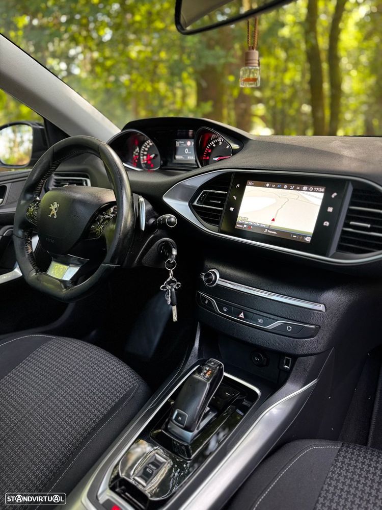 Peugeot 308 SW 1.5 BlueHDi Style EAT8 - 13