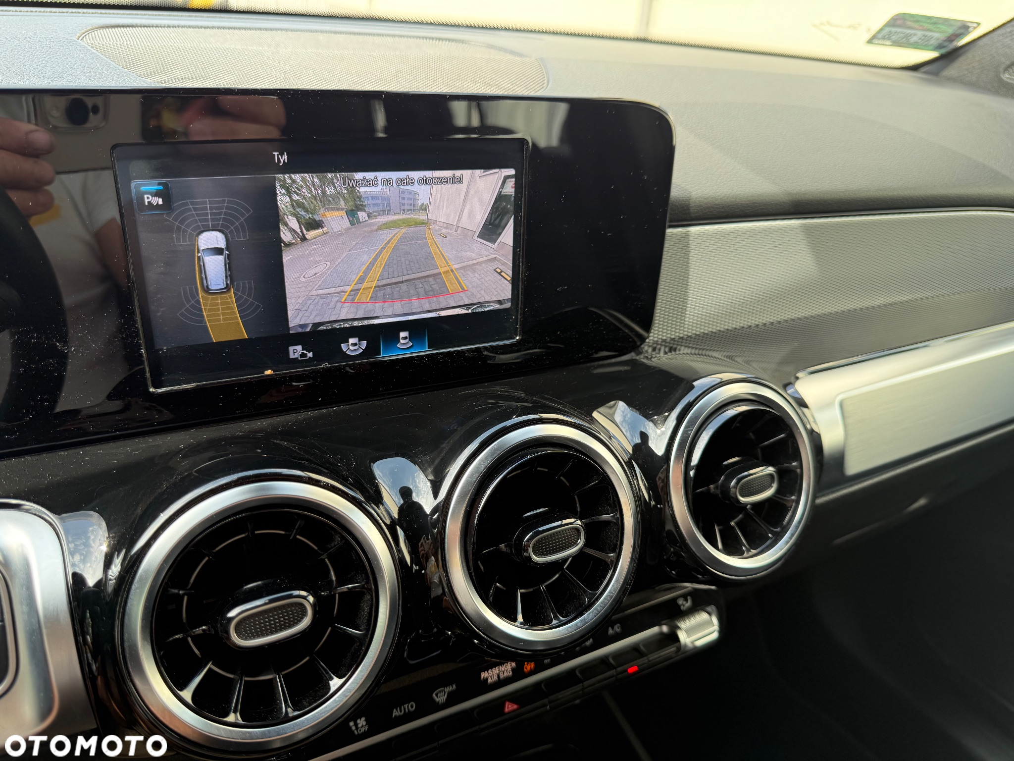 Mercedes-Benz GLB 200 7G-DCT - 36