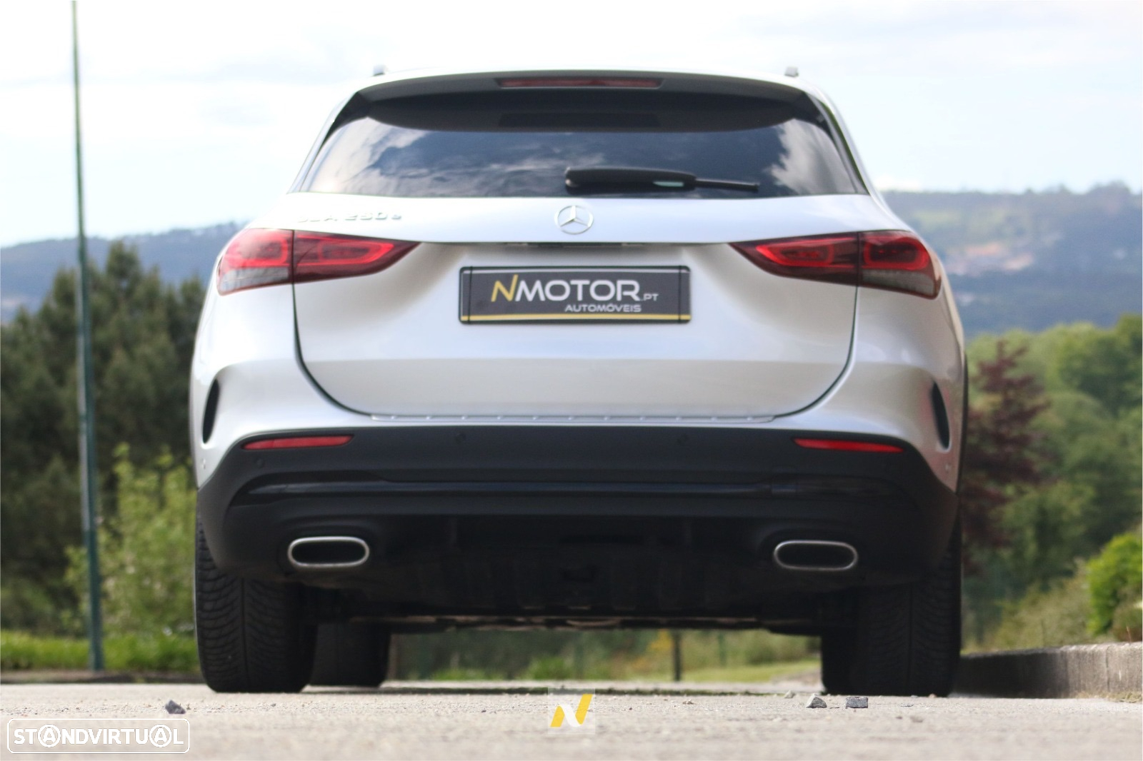 Mercedes-Benz GLA 250 e AMG Line - 13