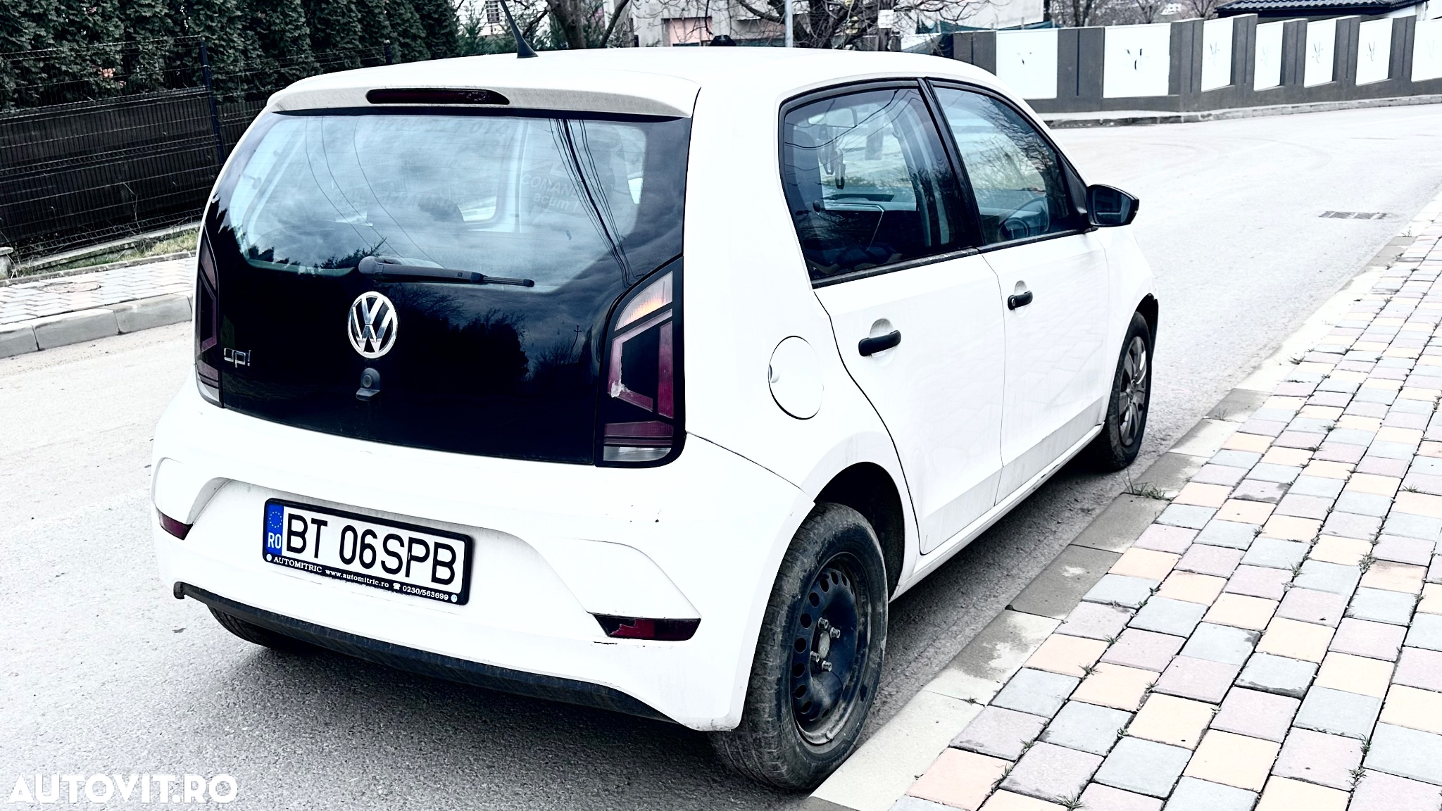 Volkswagen up! 1.0 BMT MPI Take - 4
