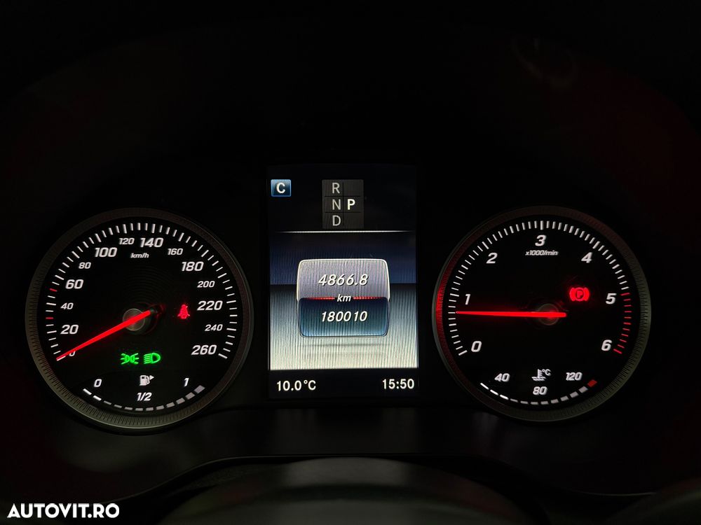 Mercedes-Benz GLC 220 d 4MATIC 9G-TRONIC - 10