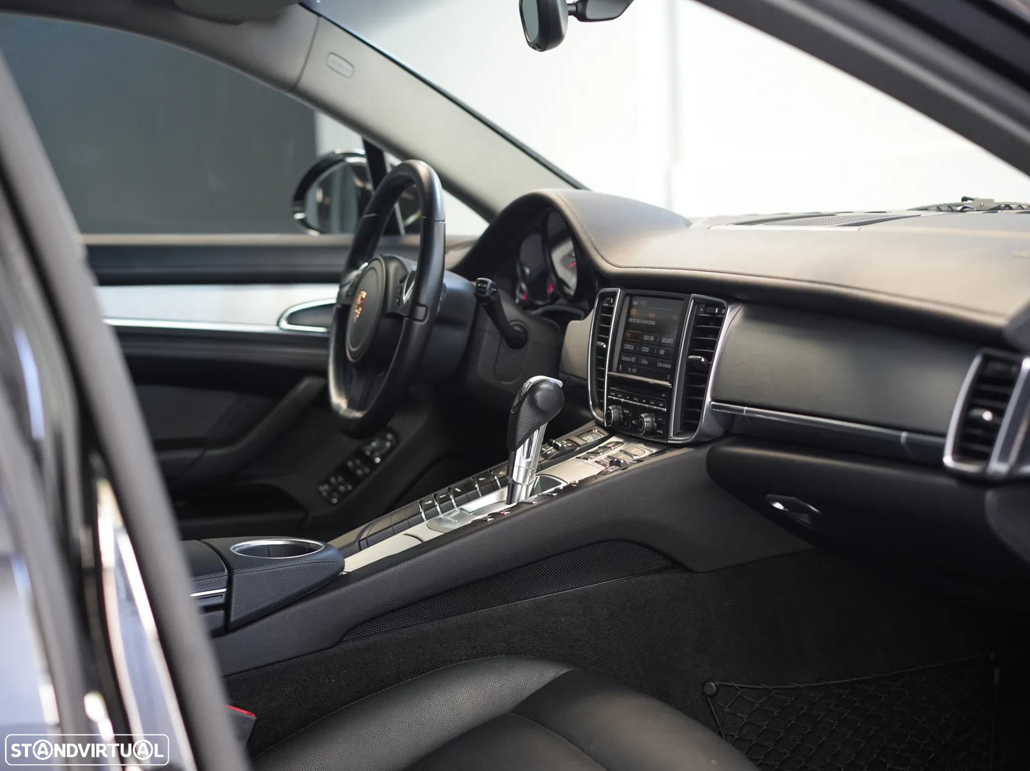 Porsche Panamera Platinum Edition - 18