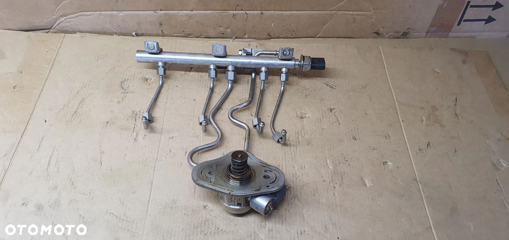 Pompa paliwa rurki BMW 1 E87 2.0i 7562473 - 6