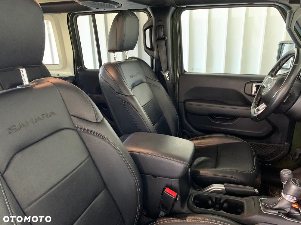 Jeep Wrangler Unlimited 3.6 Automatik Sahara - 19