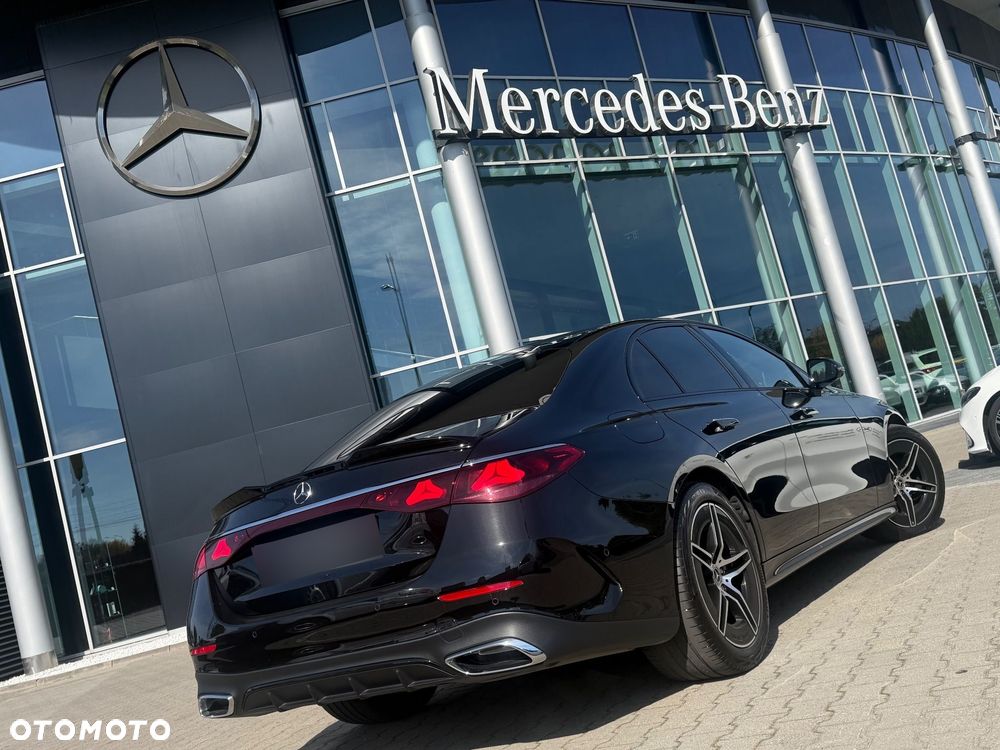 Mercedes-Benz Klasa E 220 d mHEV 4-Matic AMG 9G-Tronic - 3