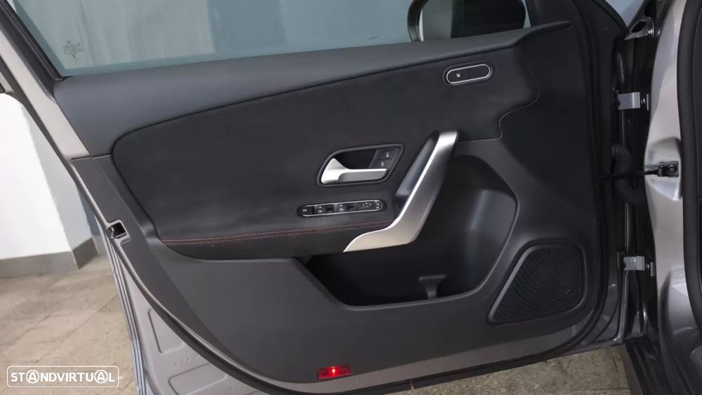 Mercedes-Benz A 200 AMG Line Aut. - 14