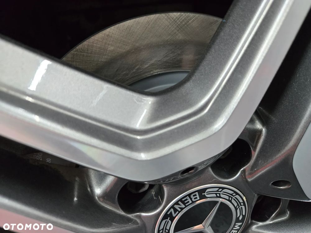 Mercedes-Benz CLA 200 7G-DCT AMG Line - 39