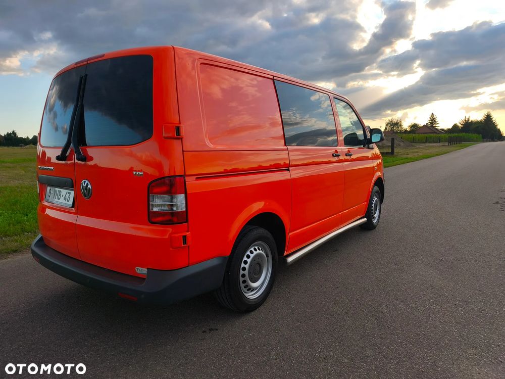 Volkswagen Transporter - 5