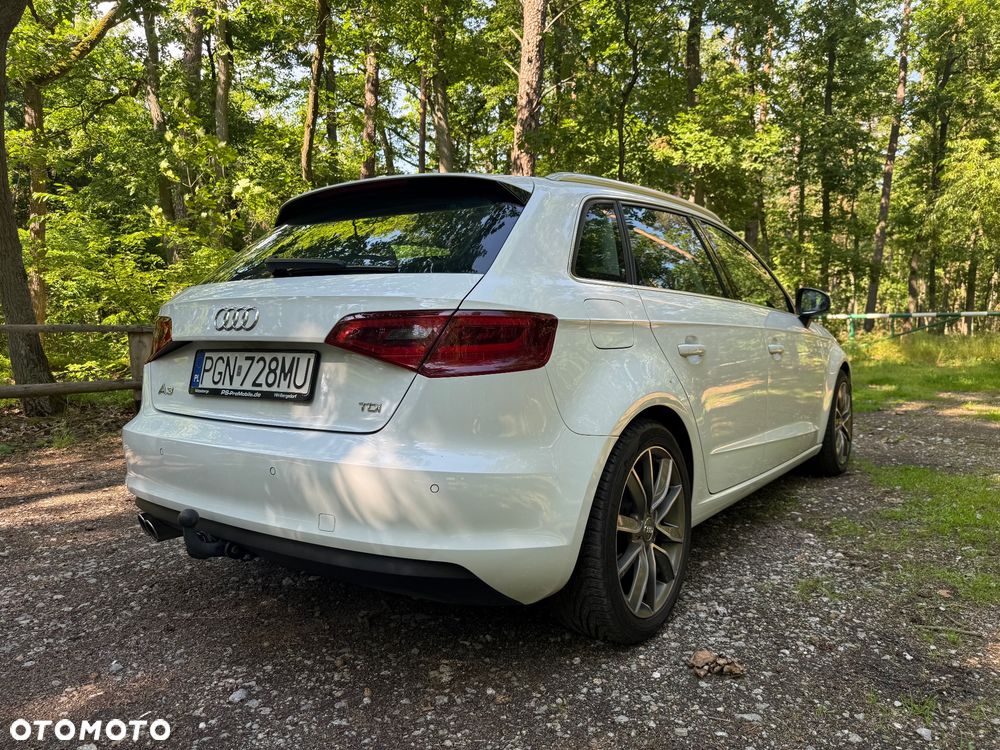 Audi A3 Sportback 2.0 TDI Attraction - 9