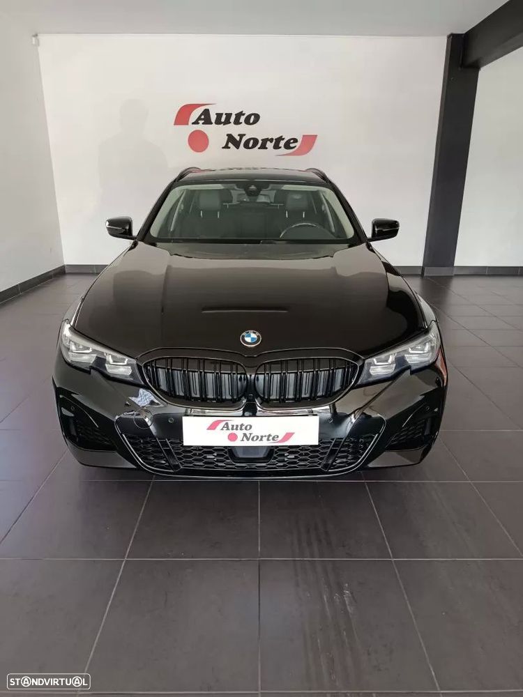 BMW 320 d Pack Desportivo M Auto - 3
