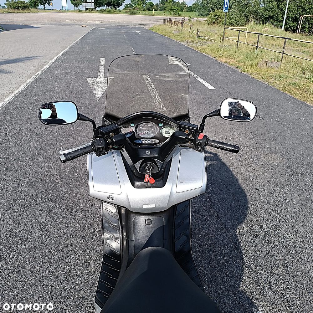Honda Silver Wing - 8