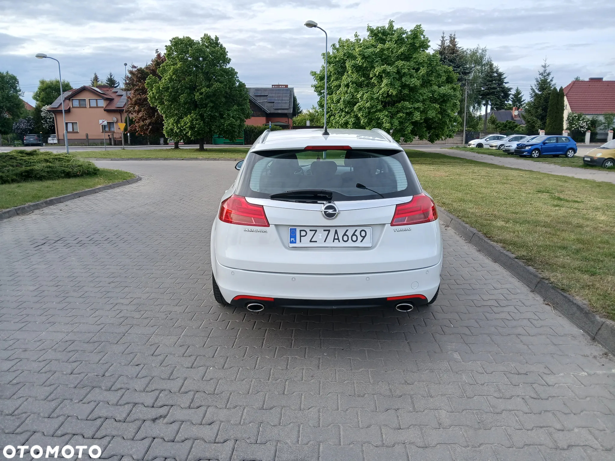 Opel Insignia 1.6 Turbo Sports Tourer Cosmo - 13