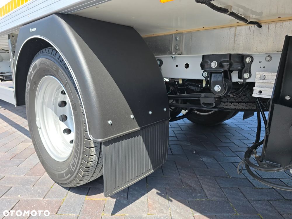Ford TRANSIT 350-170 IZOTERMA WINDA 750Kg 48 Tyś Km SERWIS ASO FORD DO OSTATNIEGO Km SALON PL STAN JAK NOWY TEMPOMAT KLIMA ELKTRYKA ASYSTEN KIEROWCY WZMOCNIONE TYLNE ZAWIESZENIE RESOR + PODUSZKI PNEŁMATYCZNE - 25