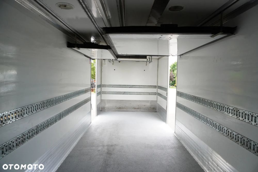 Renault D19 285 KM E6 Chłodnia 22 Palety / BITEMPERATURA - 17