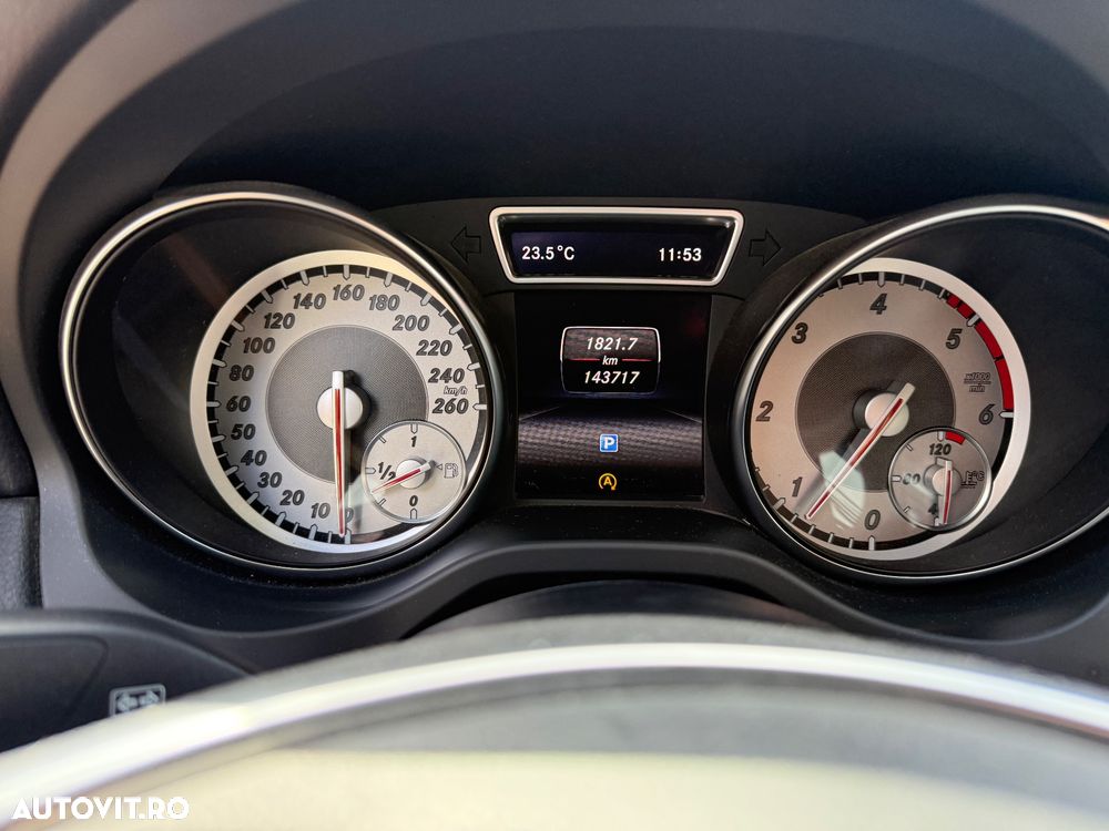 Mercedes-Benz CLA 200 - 5