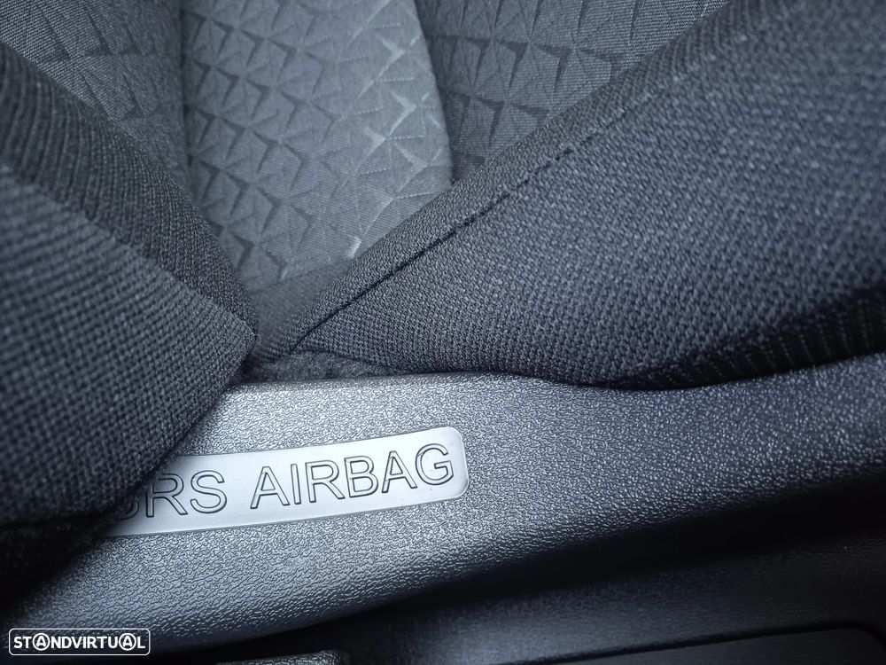 Nissan Juke 1.0 DIG-T N-Design C.Two Tone S.DCT - 36