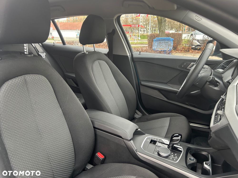 BMW Seria 1 118i Advantage - 12