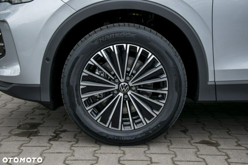 Volkswagen Tiguan - 5