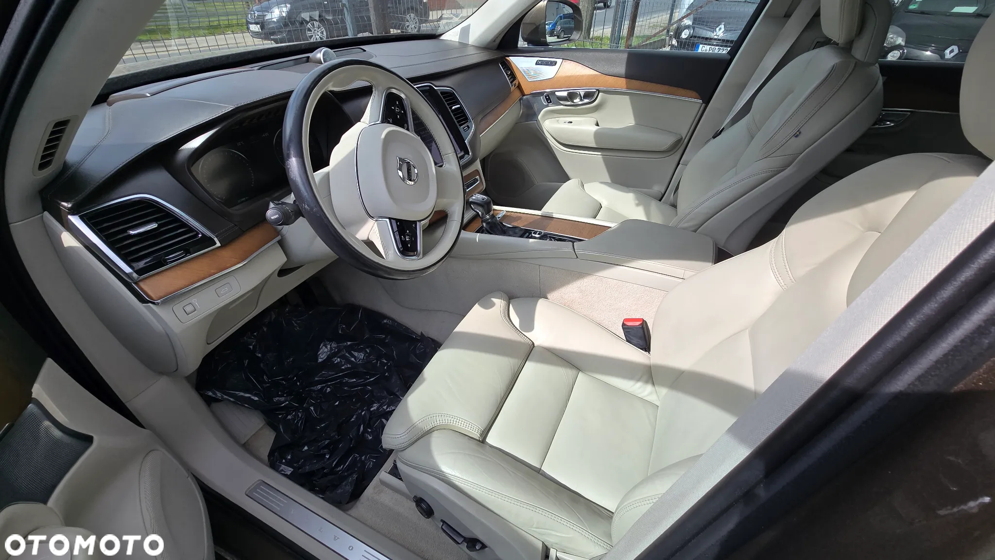 Volvo XC 90 D5 AWD Inscription - 14