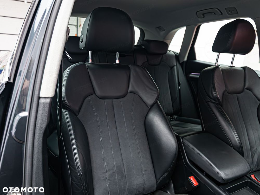 Audi Q5 40 TDI mHEV Quattro S tronic - 8
