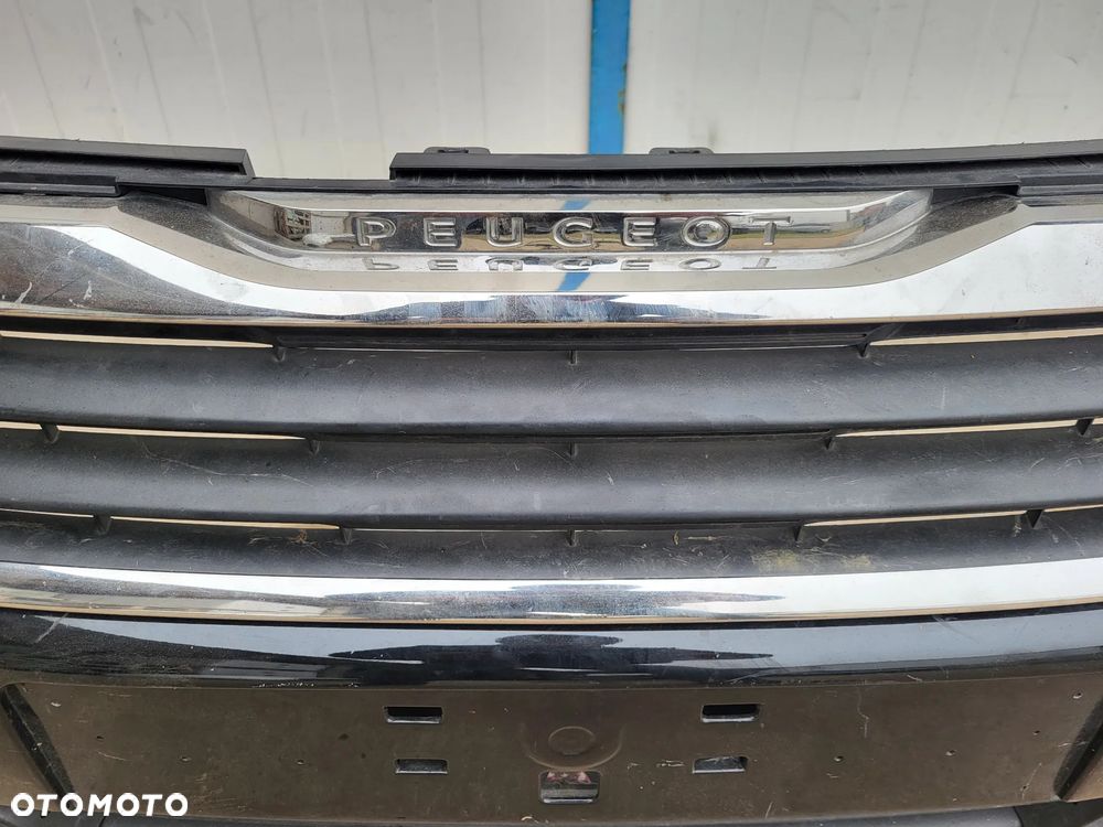 Zderzak przedni przód Peugeot 308 T9  4 PDC - 8