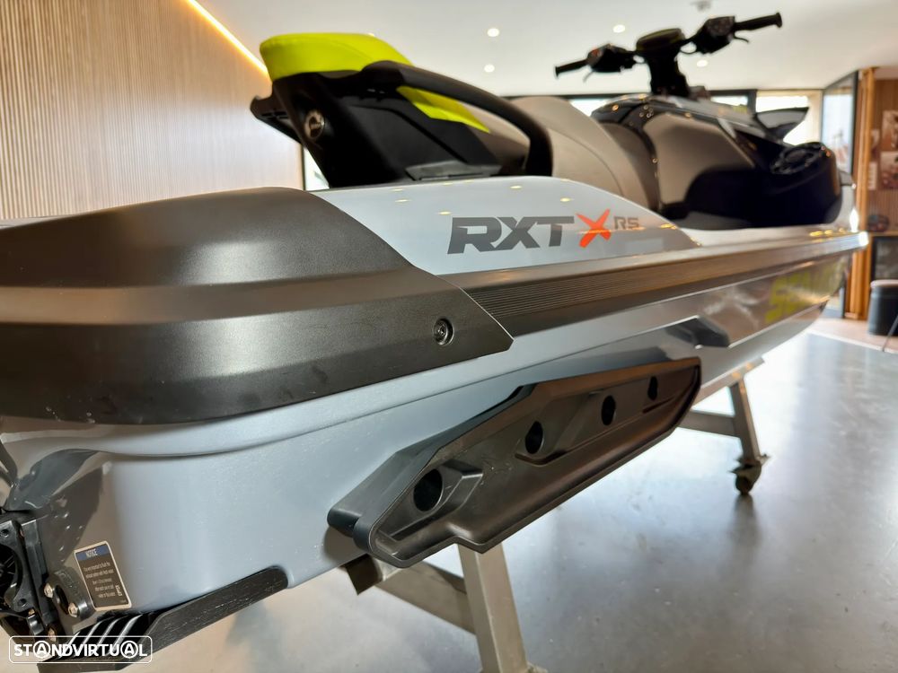 Sea-Doo RXT-X 325 RS - 33