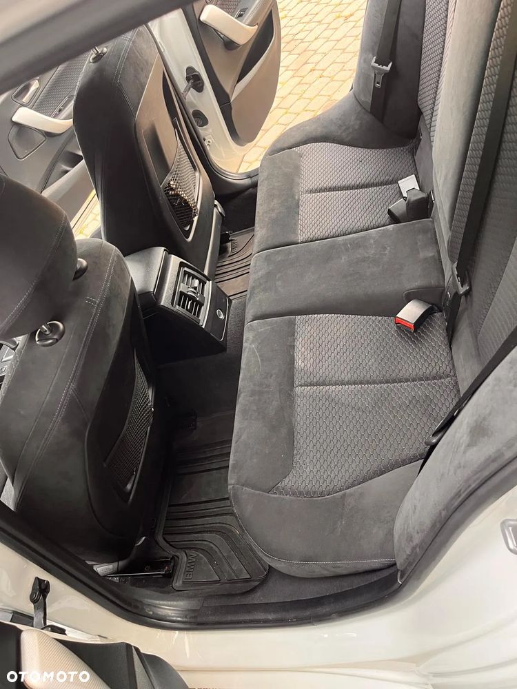 BMW Seria 1 120i M Sport - 33