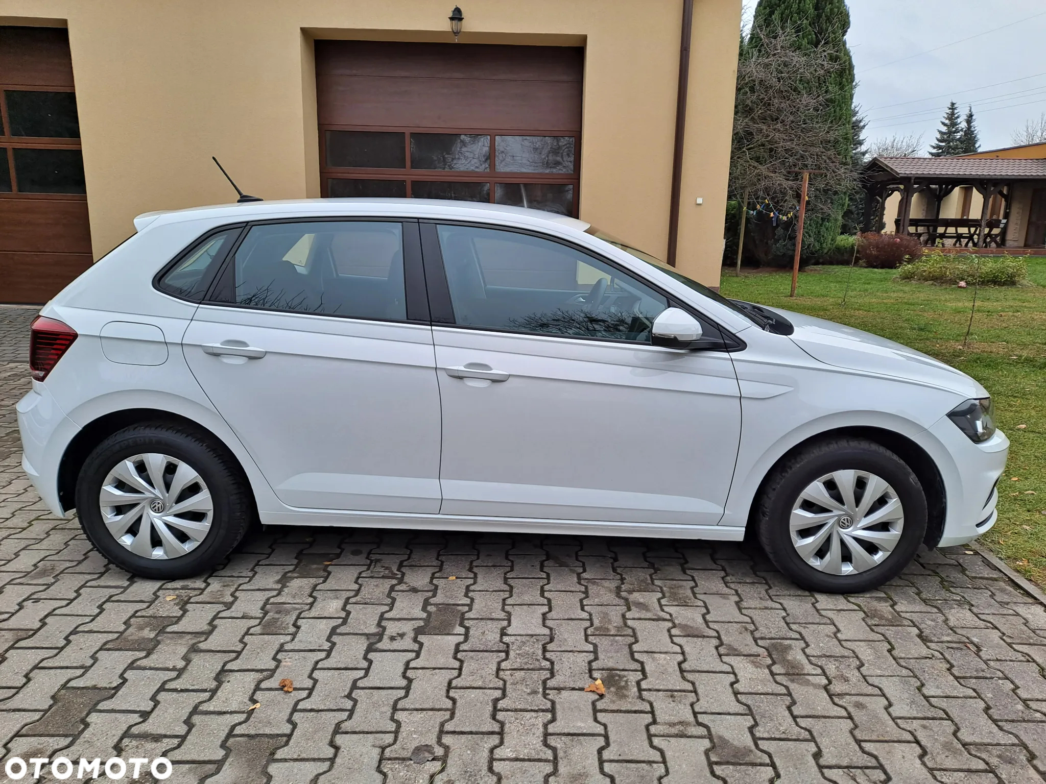 Volkswagen Polo 1.0 TSI Trendline - 4