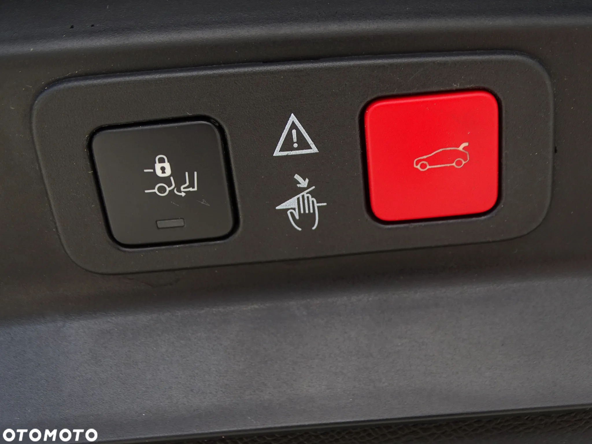 Peugeot 5008 1.5 BlueHDI Allure S&S EAT8 - 25