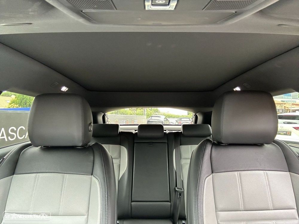 Land Rover Range Rover Evoque 1.5 P300e AWD R-Dynamic SE Auto - 26