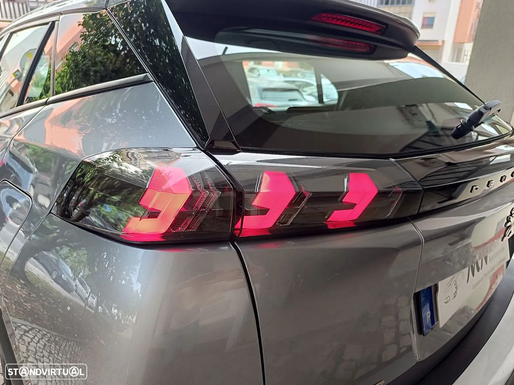 Peugeot 2008 1.2 PureTech Active — fotografia 19