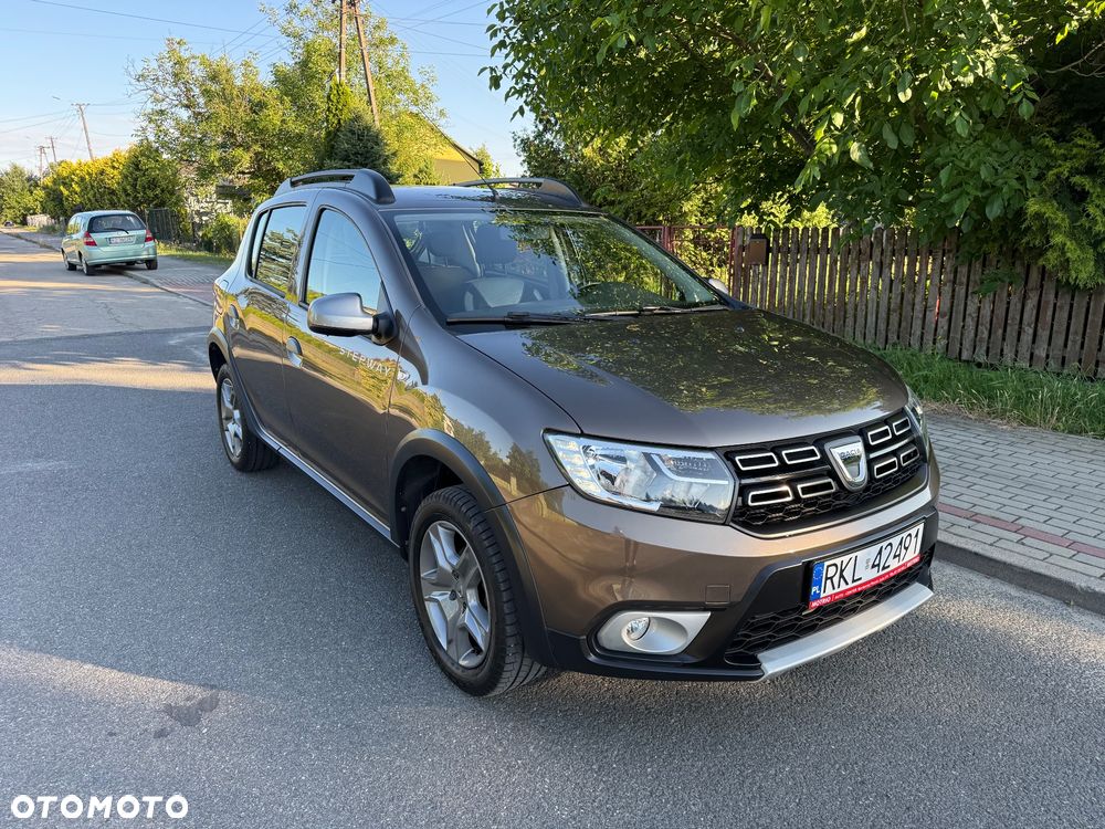 Dacia Sandero 0.9 TCe SL Celebration S&S - 34