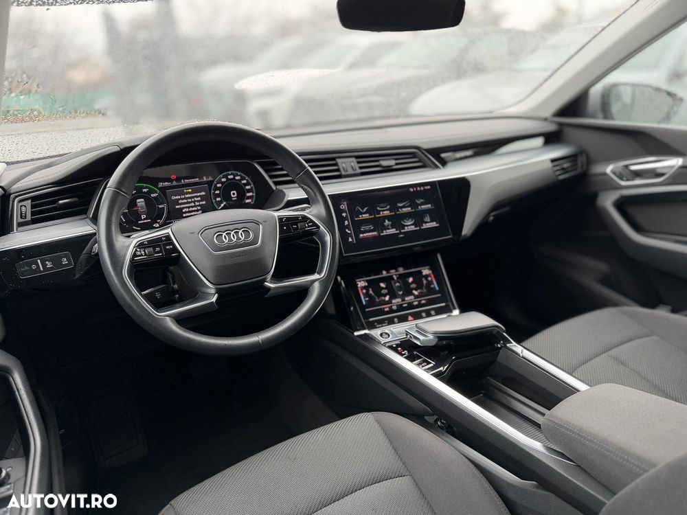 Audi e-tron - 20